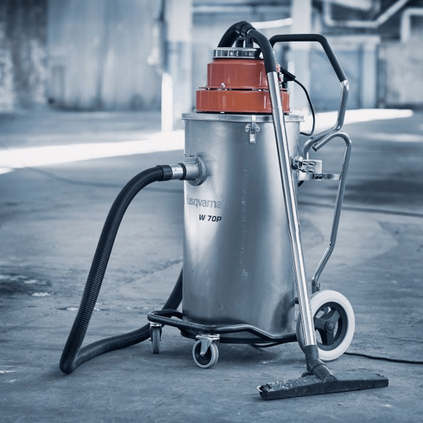 Husqvarna W 70真空吸尘器适用于水和泥浆