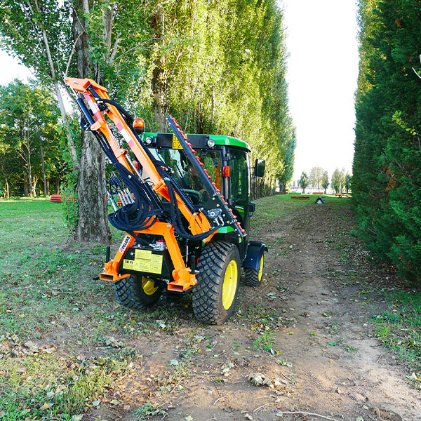 Hedge trimmer for tractor Deleks FALCO-160